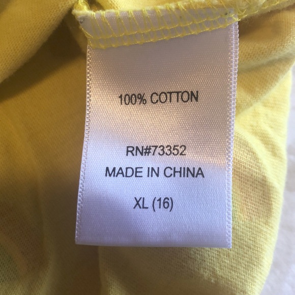 Cap Sleeve 🌈 tee - Picture 3 of 4